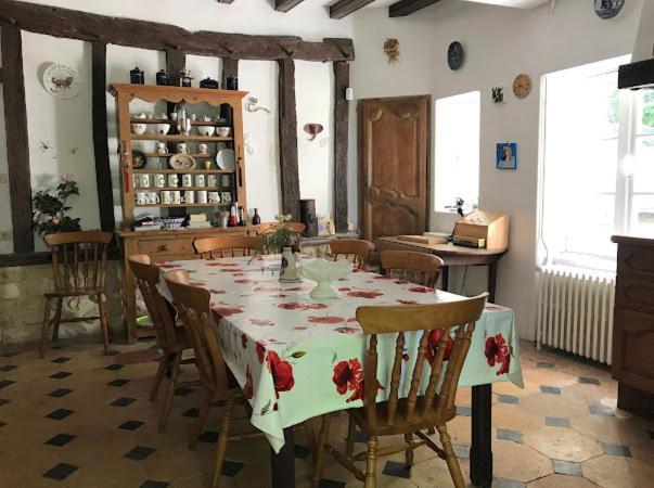 Chateau La Palue Coutras Екстериор снимка